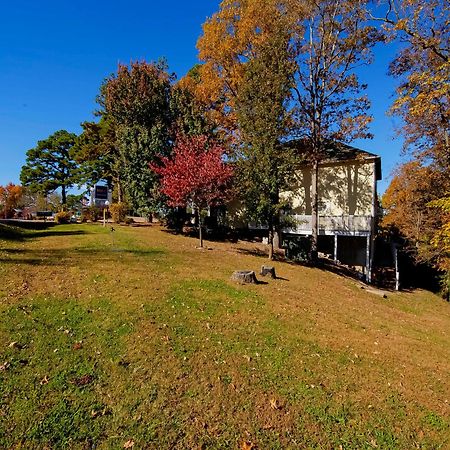 Hotel O Eureka Springs - Christ Of Ozark Area Bagian luar foto