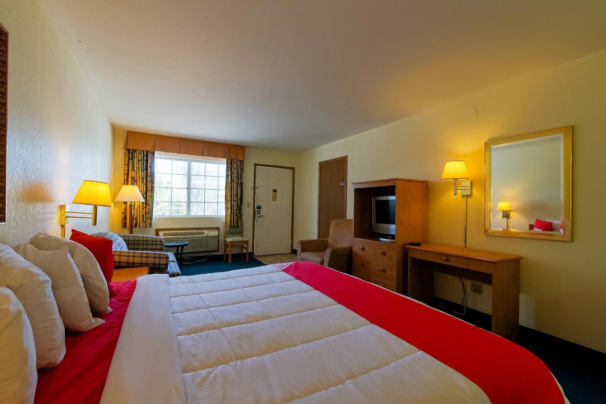 Hotel O Eureka Springs - Christ Of Ozark Area Bagian luar foto