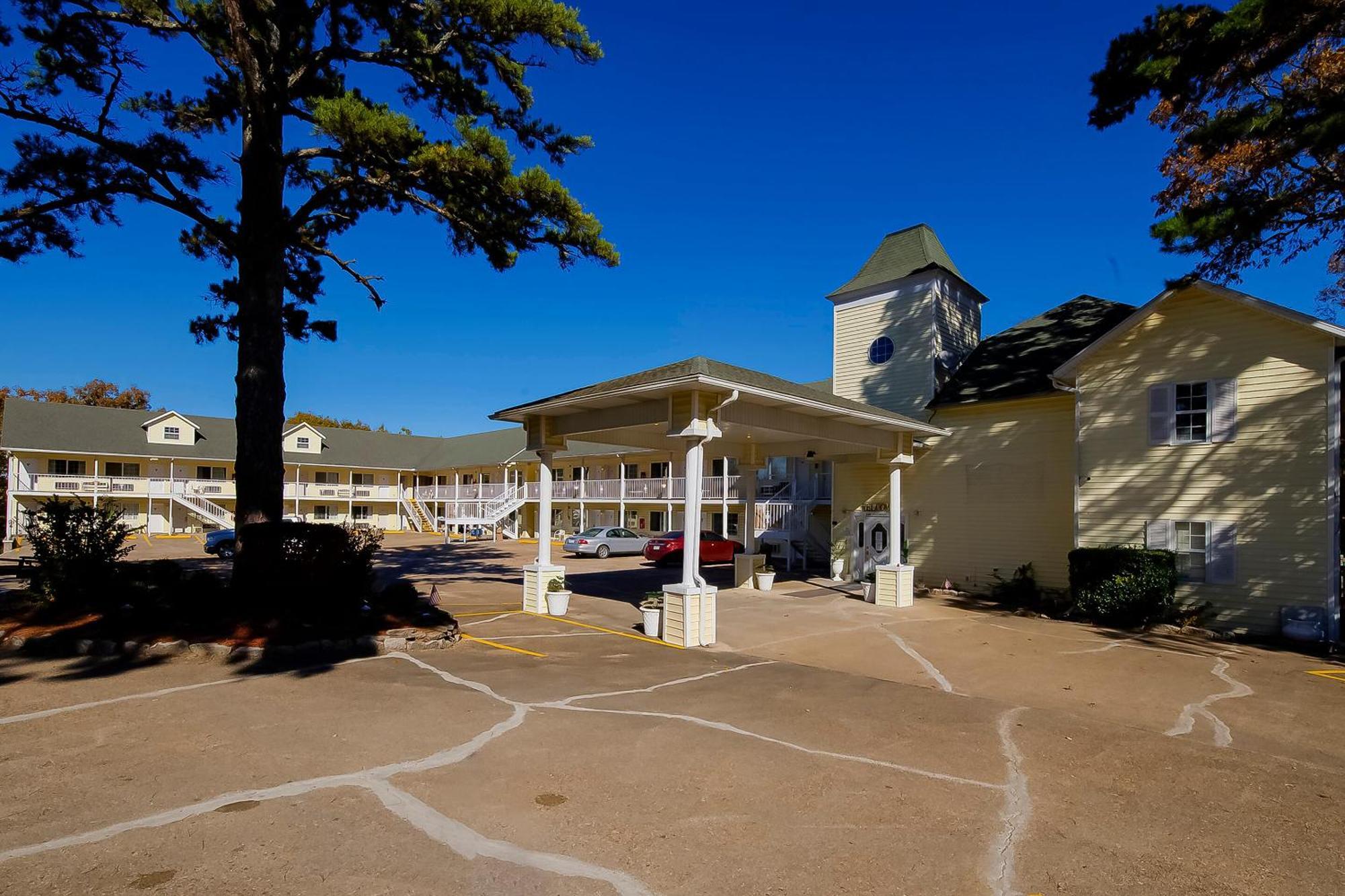 Hotel O Eureka Springs - Christ Of Ozark Area Bagian luar foto