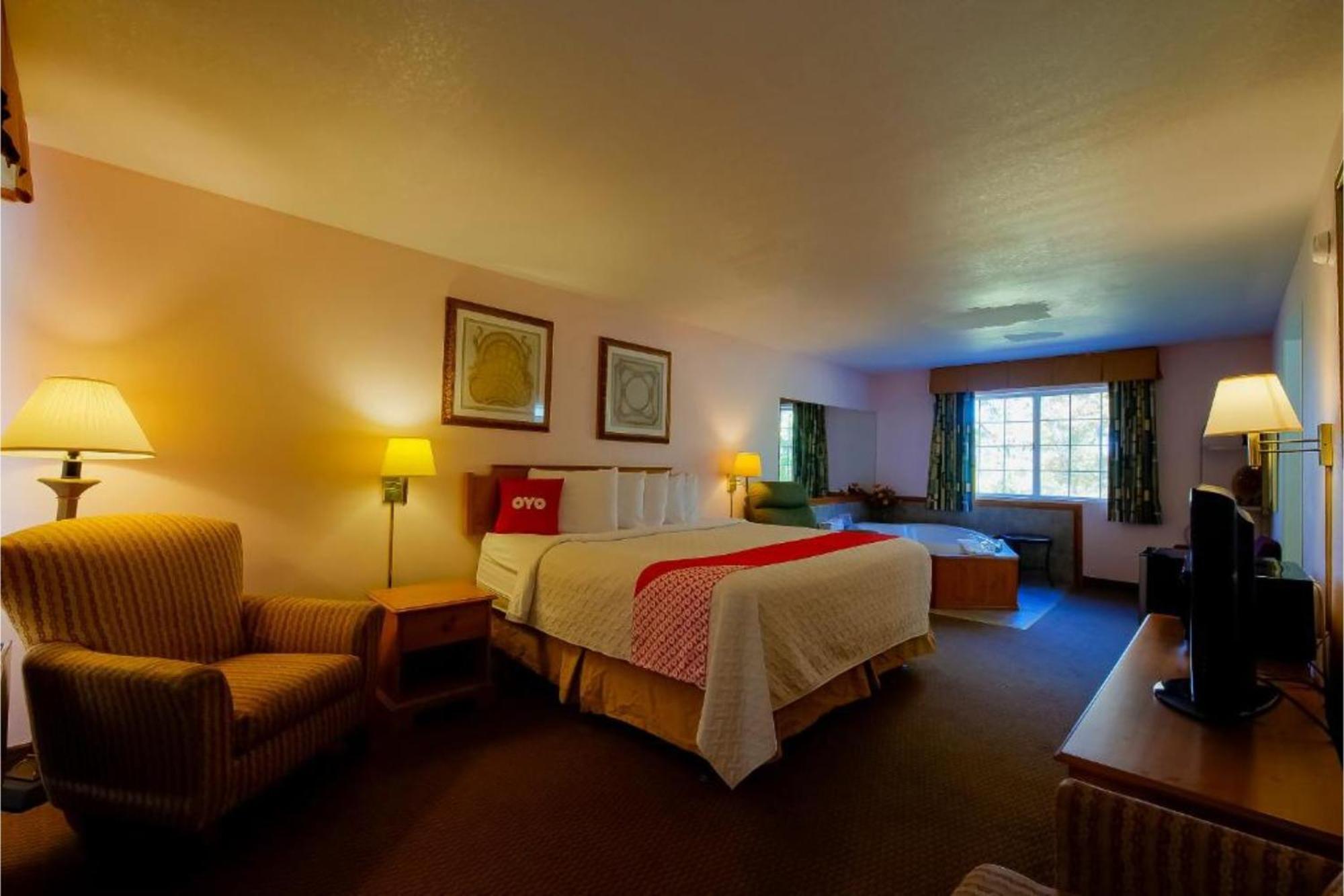 Hotel O Eureka Springs - Christ Of Ozark Area Bagian luar foto
