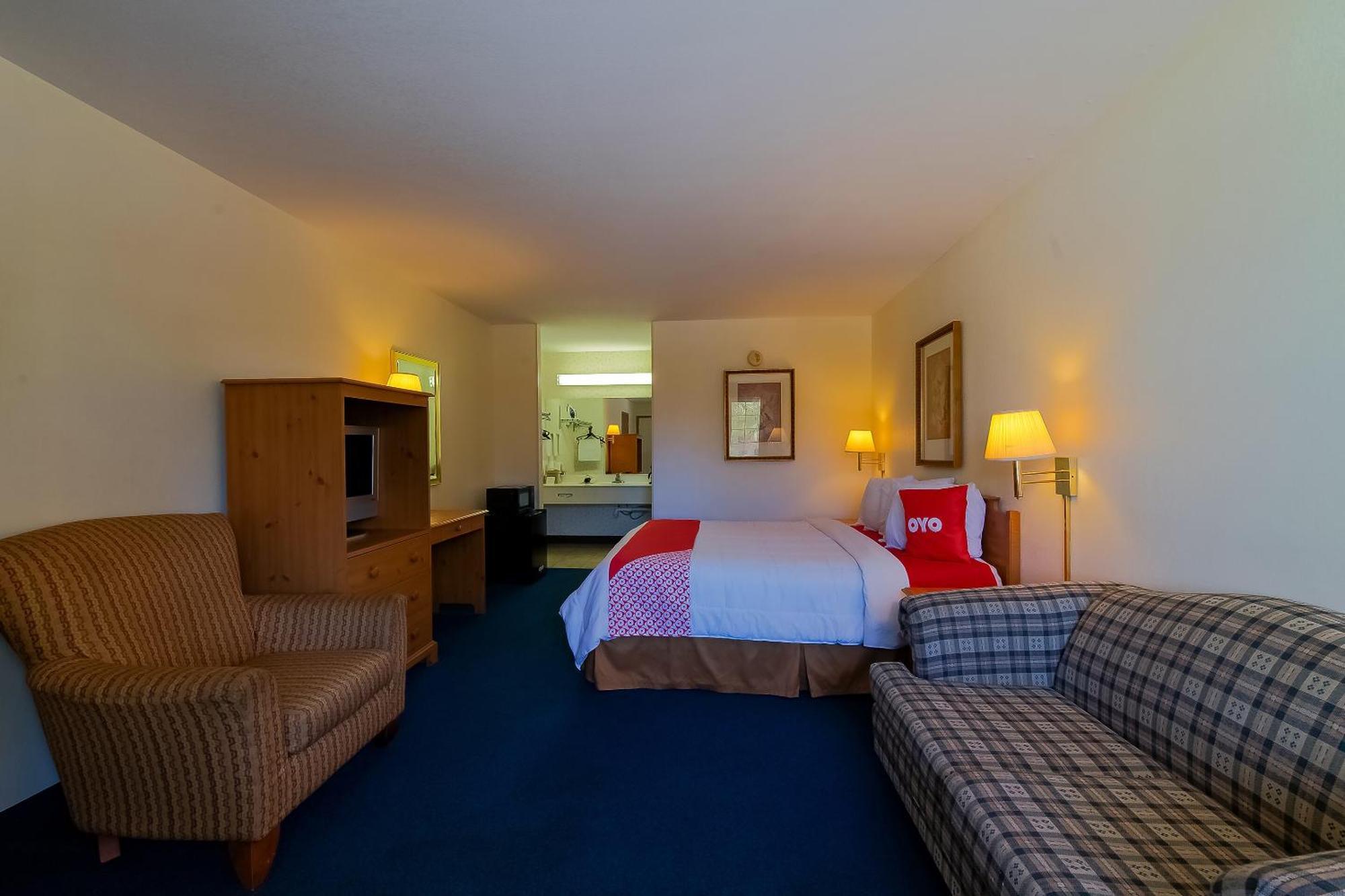 Hotel O Eureka Springs - Christ Of Ozark Area Bagian luar foto