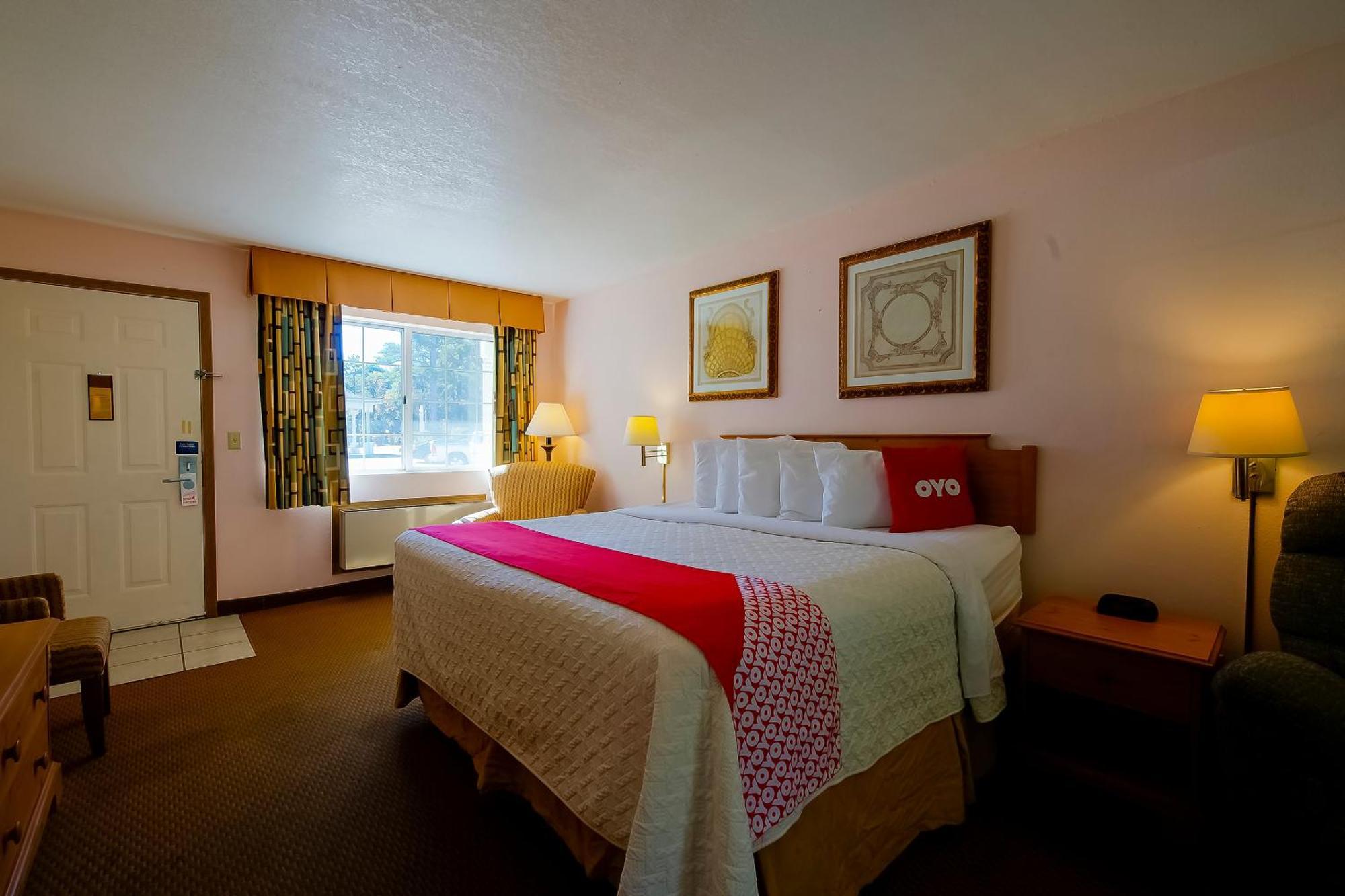 Hotel O Eureka Springs - Christ Of Ozark Area Bagian luar foto
