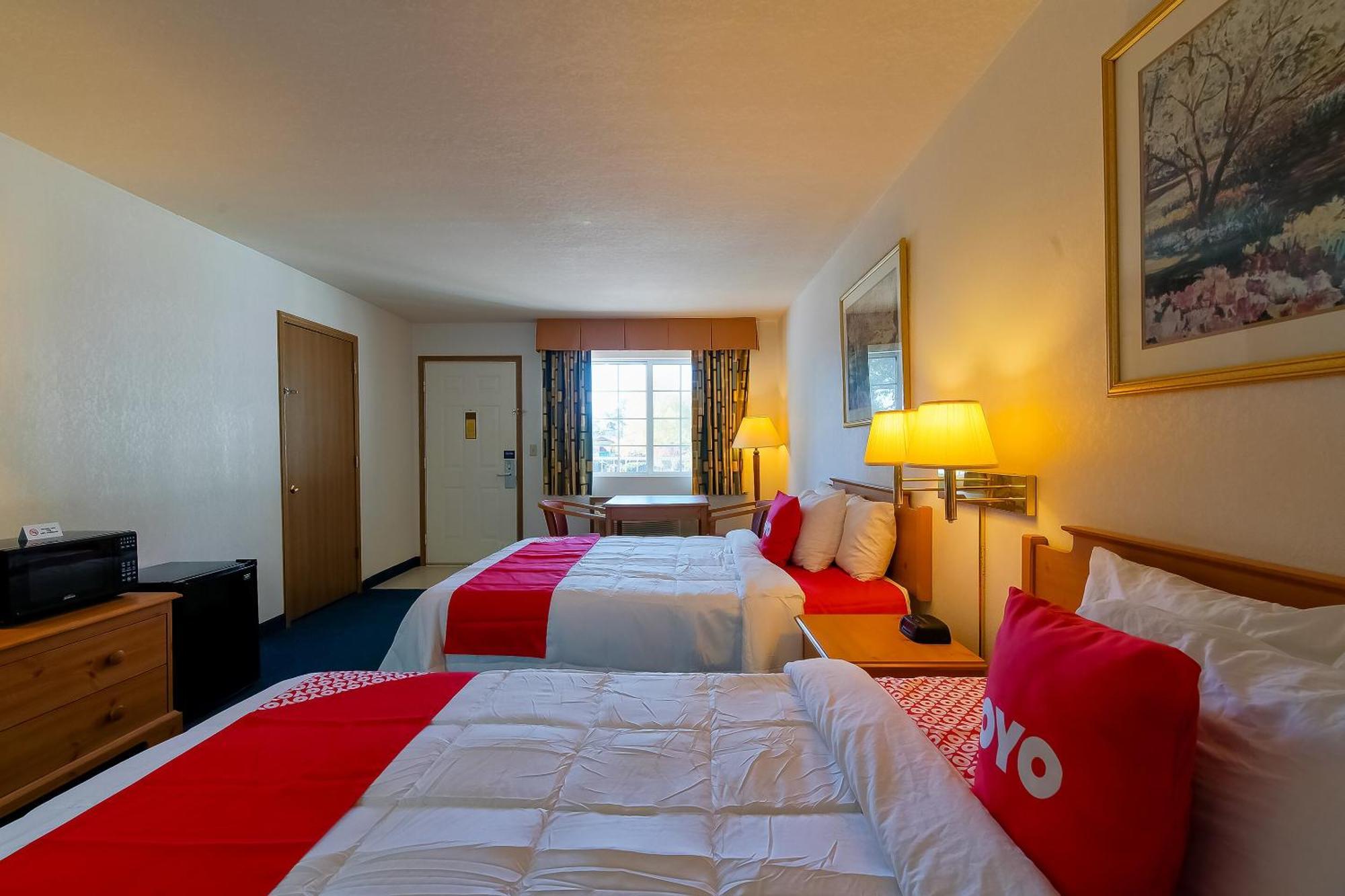 Hotel O Eureka Springs - Christ Of Ozark Area Bagian luar foto