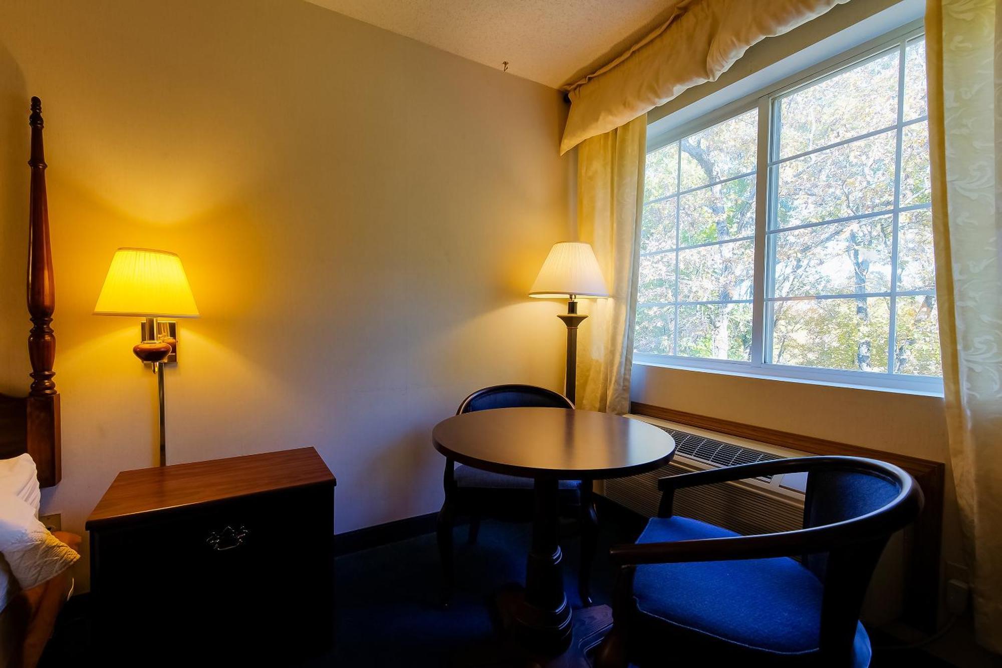 Hotel O Eureka Springs - Christ Of Ozark Area Bagian luar foto